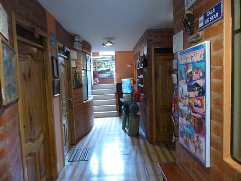 Hostal La Casa Amarilla City Chambre d’hôte in Banos