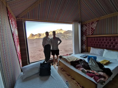 Wadi Rum Dream Camp Campeggio /
resort per camper in Israel