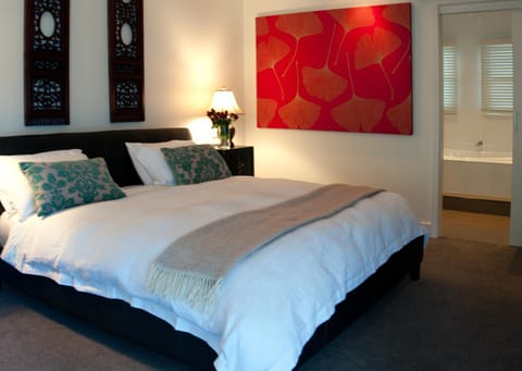 Provenance Accommodation Bed and Breakfast in Beechworth
