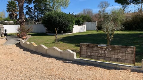 Le mas des mourguettes House in Saintes-Maries-de-la-Mer