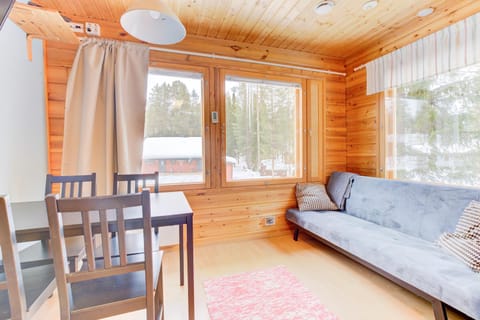 Pyhäkoti Holiday Home Casa in Rovaniemi