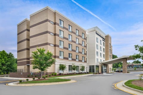 Fairfield Inn & Suites by Marriott Raleigh Cary Hotel in Cary