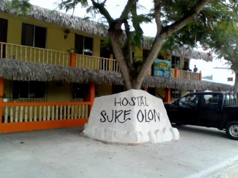 Hostal Surf Olón Hostel in Olon