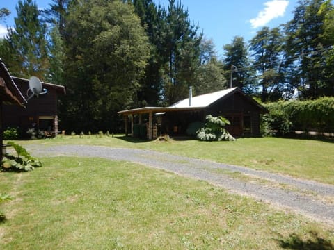 Entre Hualles y Pellines Nature lodge in Pucon