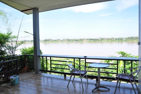 Day, Balcony/Terrace, River view