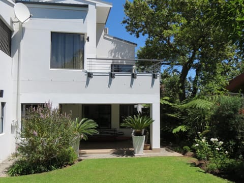 10 Kommandeurs Ave, Stellenbosch Eigentumswohnung in Stellenbosch