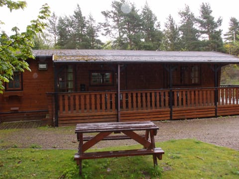 Lurchers Cabin Aviemore Chalet in Aviemore