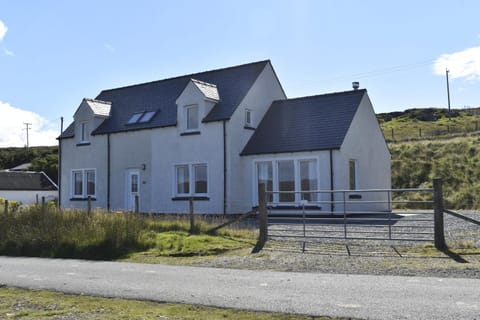 Pooltiel View House in Scotland