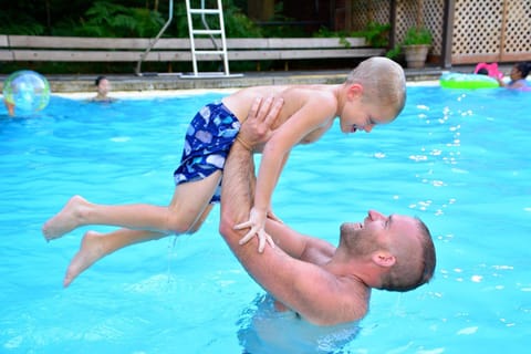 Spring, Summer, Autumn, Swimming pool, young children, older children, Family