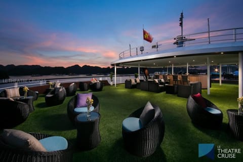 Le Theatre Cruises - Wonder on Lan Ha Bay other in Laos