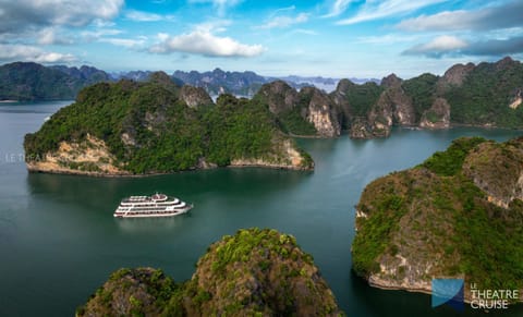 Le Theatre Cruises - Wonder on Lan Ha Bay Docked boat in Laos