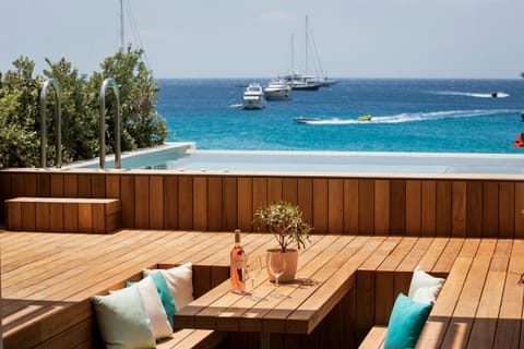 Mykonos Dove Beachfront Hotel Hôtel in Decentralized Administration of the Aegean