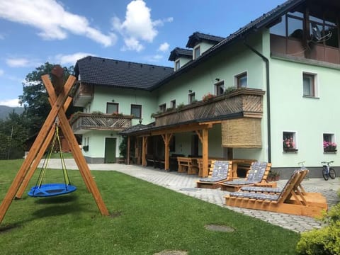 Property building, Day, Natural landscape, Garden, Balcony/Terrace, Garden view, sunbed