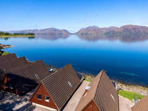 Property building, Nearby landmark, Day, Natural landscape, Lake view, Mountain view, River view, Sea view