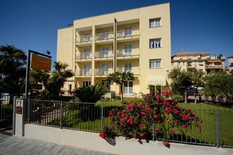 Residence Villa Gloria Appartement-Hotel in Borgio Verezzi