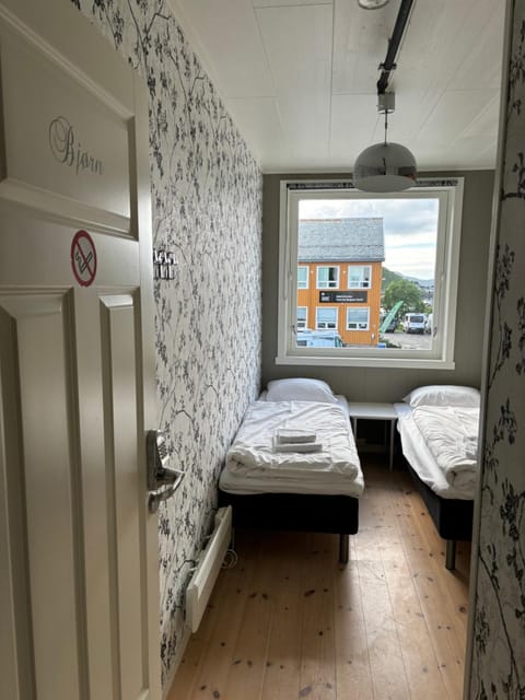 Lofoten Bed & Breakfast Reine - Rooms & Apartments Pensão in Lofoten