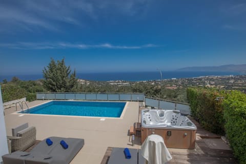 Seating area, Sea view, Swimming pool