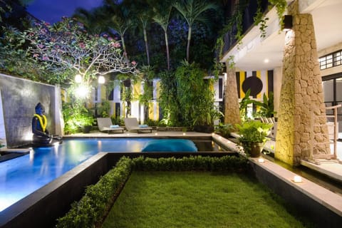 Property building, Patio, Night, Garden, Garden view, Pool view, Swimming pool, sunbed, towels