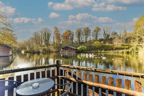 Herons Lake Retreat Hot Tub Lodges Resort in Wales