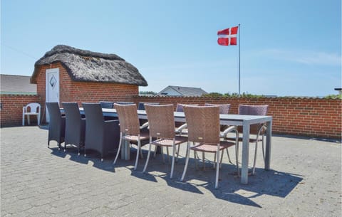 Awesome Home In Ringkbing With Wifi Haus in Søndervig