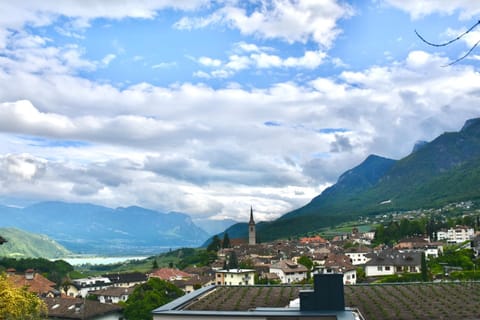 Haus Klavenz Condo in Kaltern an der Weinstraße