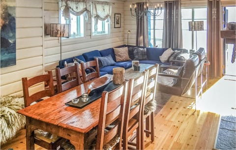 Beautiful Home In Hovden With 4 Bedrooms, Sauna And Wifi House in Vestland