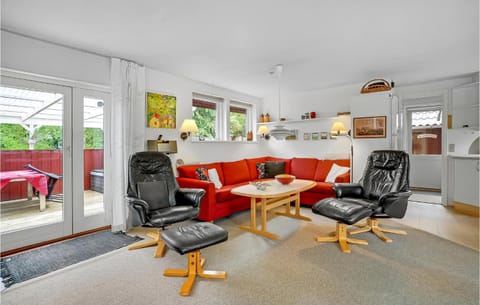 3 Bedroom Cozy Home In Oksbl House in Oksbøl