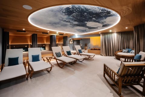 Spa and wellness centre/facilities, Seating area