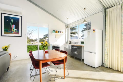 Pelican Cottage - Pet Friendly - Wifi House in Goolwa