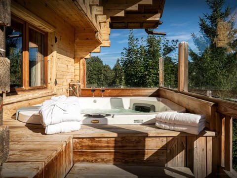 Day, Natural landscape, Hot Tub, View (from property/room)