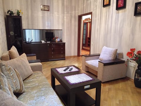 My sweet home on Gadzhibekova 105-119 Eigentumswohnung in Baku