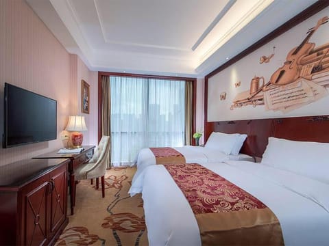 Vienna Hotel Shenzhen Longzhu Hotel in Shenzhen