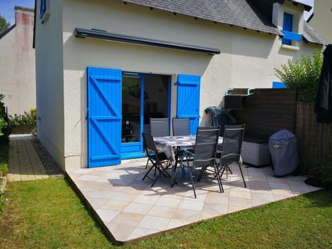 Inner courtyard view