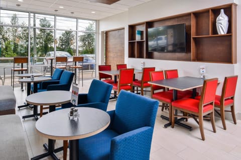 Holiday Inn Express & Suites - Siloam Springs, an IHG Hotel Hotel in Siloam Springs