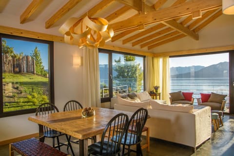 Living room, Dining area, Lake view, Mountain view