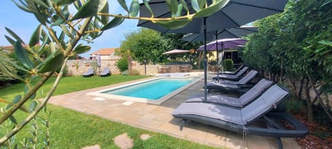 Balcony/Terrace, Swimming pool