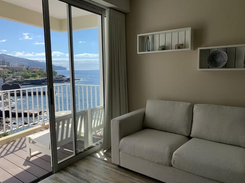 Apartamentos do Mar Apartment in Funchal