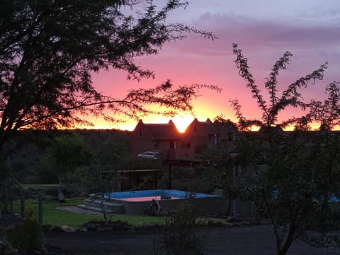 Swimming pool, Sunrise