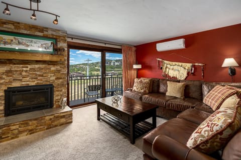 Bear Claw 408 - Ski-in Ski-out Condo! Apartment in Steamboat Springs