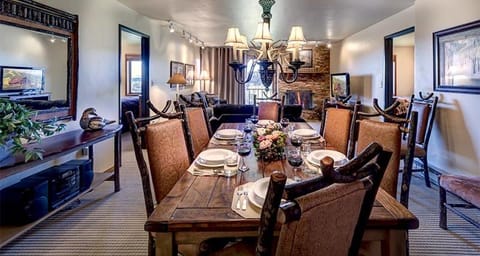 Bear Claw 410 - Ski-in Ski-out Condo! Apartment in Steamboat Springs