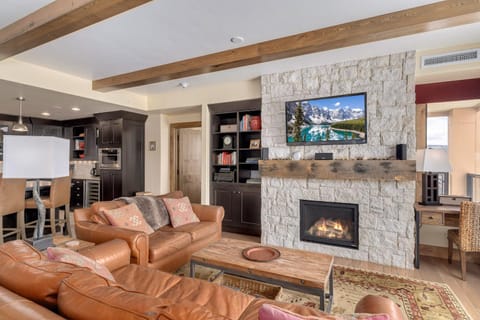 Edgemont 2601 - Luxury Ski-in Ski-out Condo Apartment in Steamboat Springs