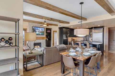 Edgemont 2602 - Luxury Ski-in Ski-out Condo Apartment in Steamboat Springs