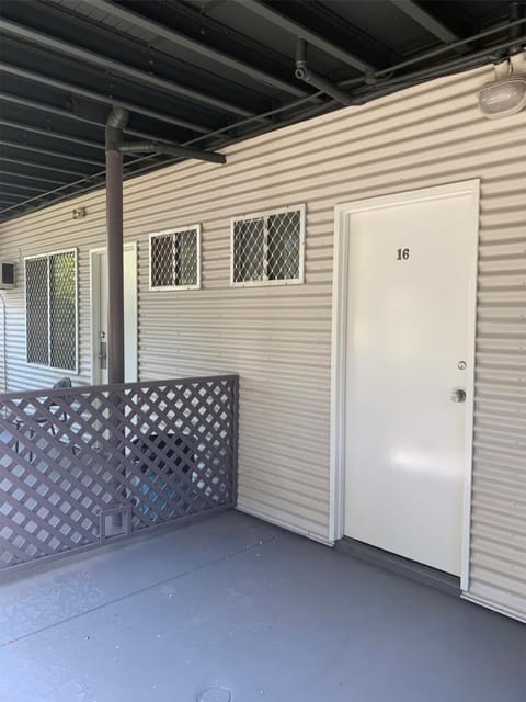 Patio, Facade/entrance, Balcony/Terrace