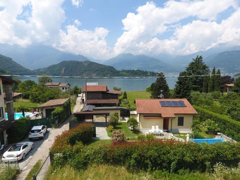 Property building, Mountain view, Swimming pool