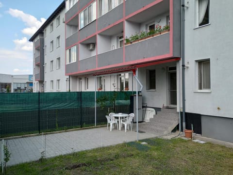 Balcony/Terrace, Garden view, Inner courtyard view