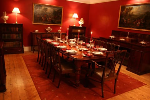 Dining area, On site