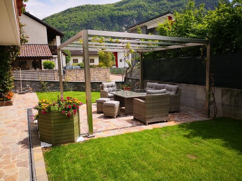 Spring, Garden, Seating area, Garden view, Mountain view