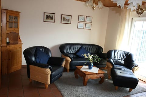 Zur alten Schmiede I (Rechts) House in Boltenhagen