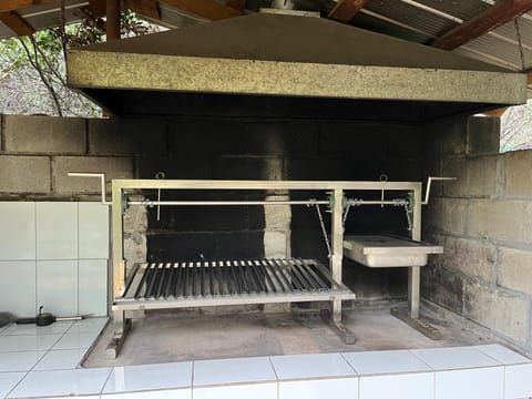 BBQ facilities, BBQ facilities