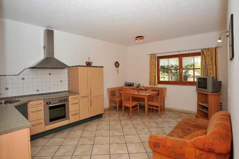 Ferienhof-Fink-Ferienwohnung-Sonnenblume Apartment in Wangen im Allgäu